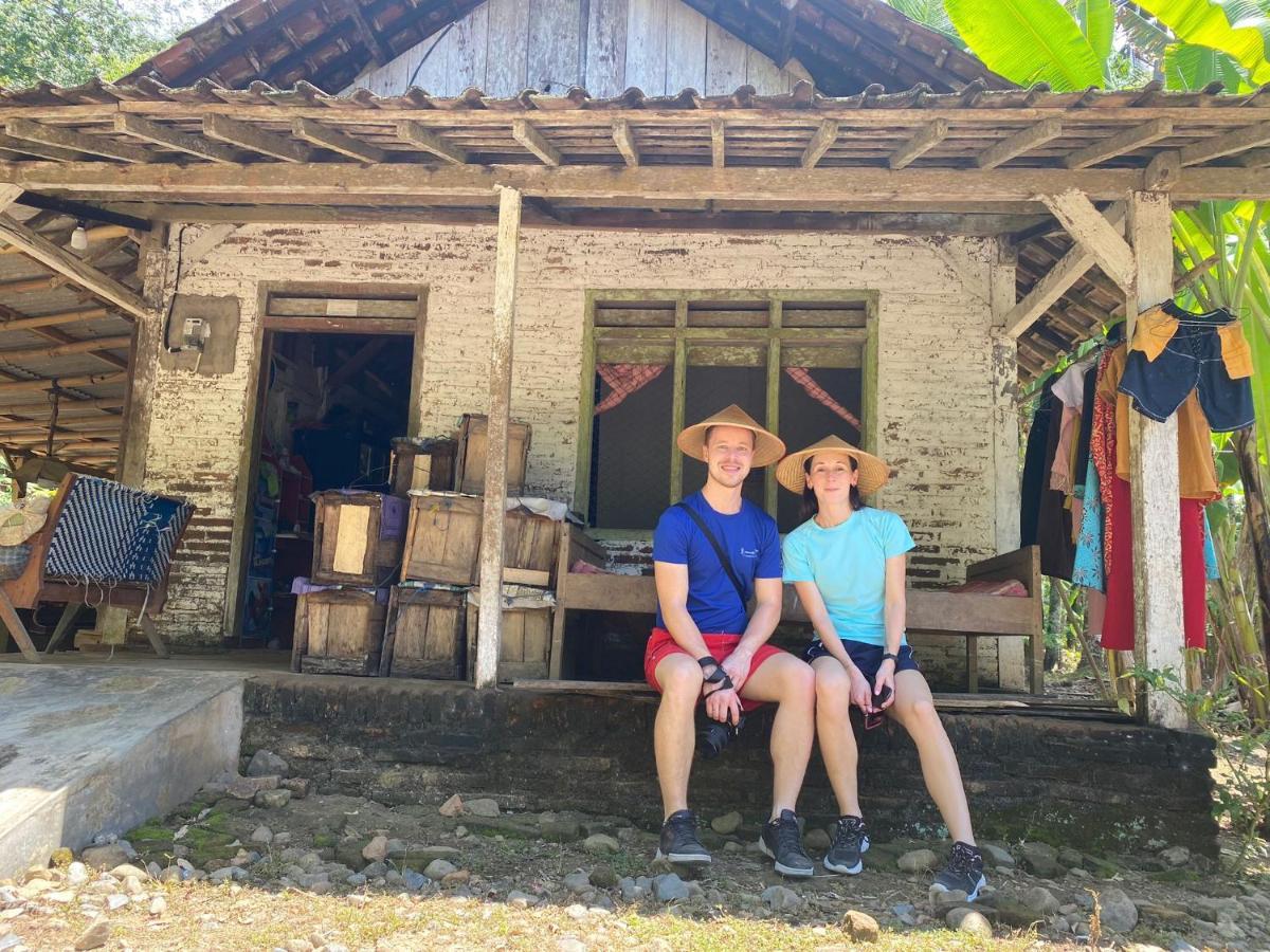 Adventure Turtle Homestay Meru Betiri Sarungan Buitenkant foto